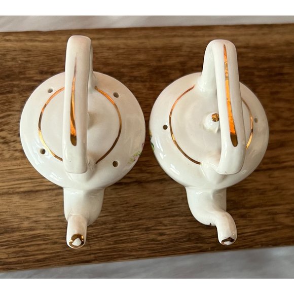 Rare Royal Stuart Bone China Tea Kettle Shaped Porcelain Salt & Pepper Shakers - Picture 5 of 8